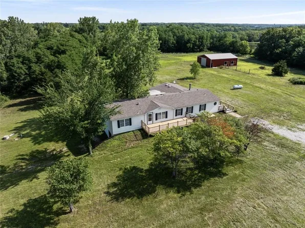 33450 W 163rd St, Lawson, MO 64062