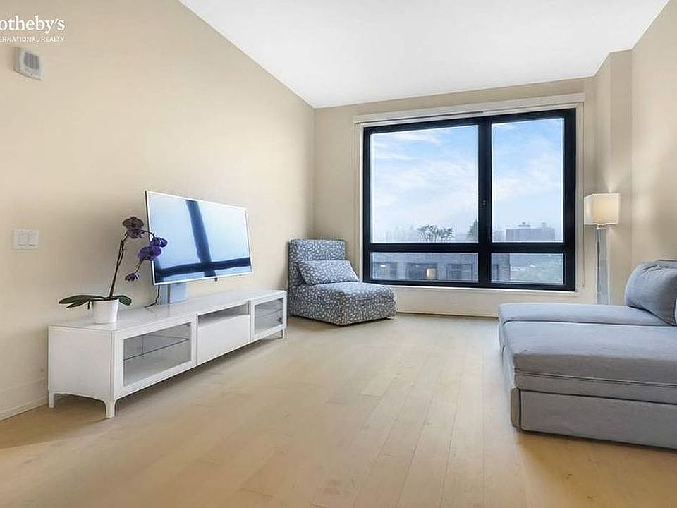 1st image of 550 Vanderbilt Ave APT 807