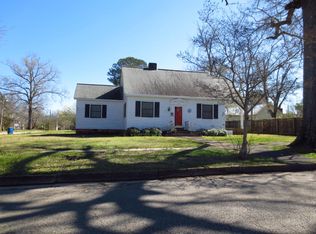 212 N James St, Aberdeen, MS 39730