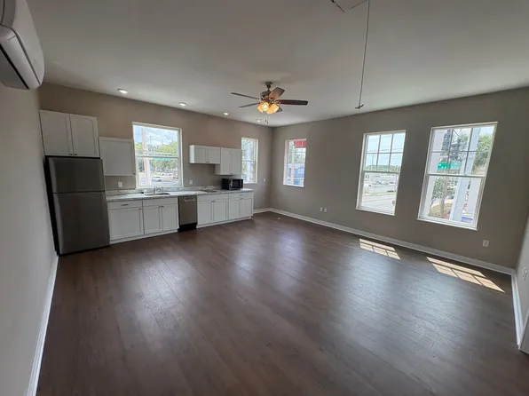Orange Ave - Residential, 201 E Orange Ave #21, Eustis, FL 32726