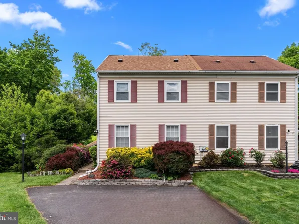 120 Deerpath Dr, Lansdale, PA 19446