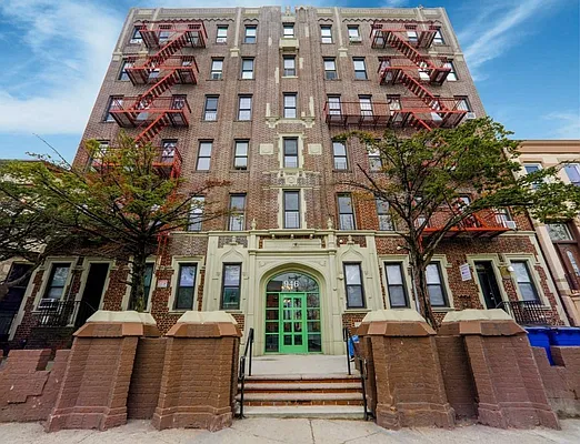 Rented by Dallien Realty Limited Liability Company | media 22