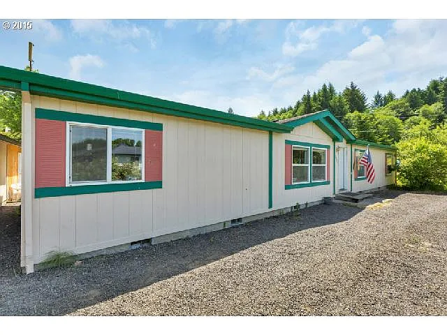 1338 Cherry St photo 1