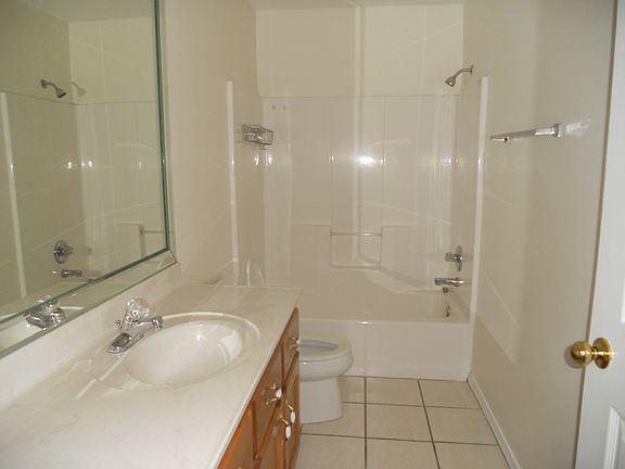 4th image of 1815 Villa Linda Ave APT 2