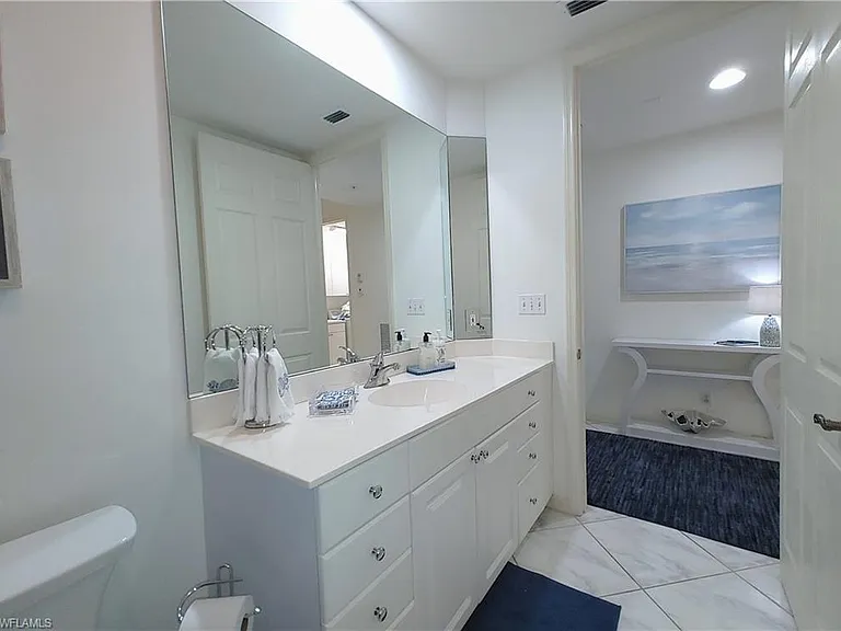 400 Flagship Dr #704 — Photo 14