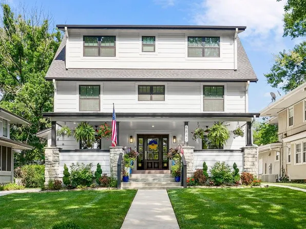 5841 McGee St, Kansas City, MO 64113