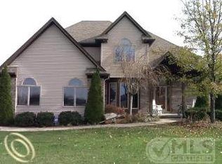 1705 Stoddard Rd, Columbus, MI 48063