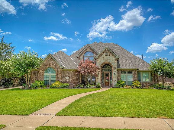 2nd image of 422 Stone Canyon Dr