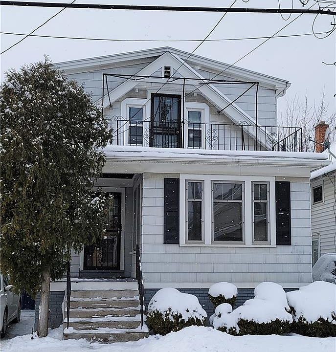 1st image of 82 Hazelwood Ave