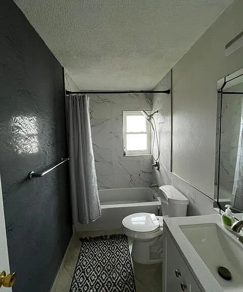 1001 NE 14th Ave #701 — Photo 28