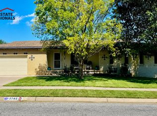 1702 12th Ave, Dodge City, KS 67801