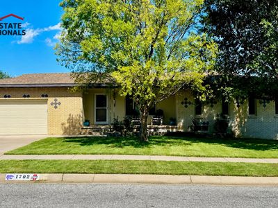 1702 12th Ave, Dodge City, KS, 67801