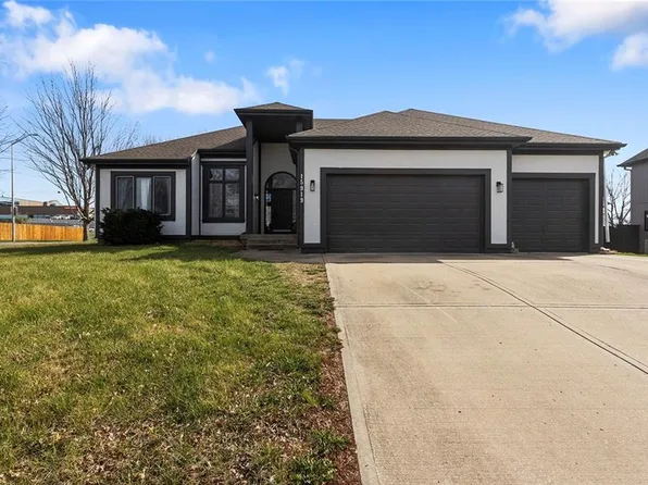 15919 E 78th St, Kansas City, MO 64139