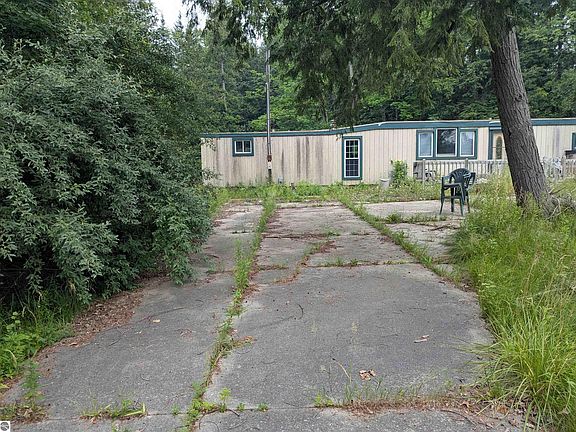 5th image of 4192 Highbanks Dr