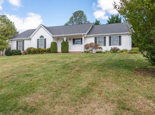 558 Wyndale Rd, Abingdon, VA 24210