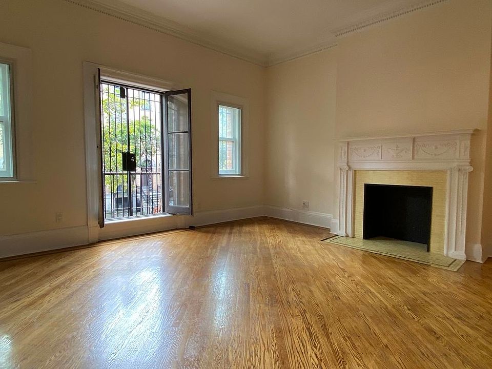 1st image of 225 W 139th St APT 2