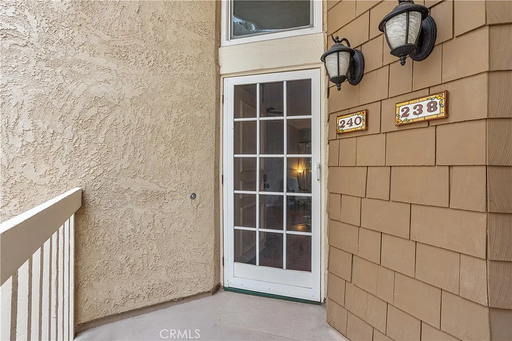1 bed, 681 sqft, $2,650 — Photo 2