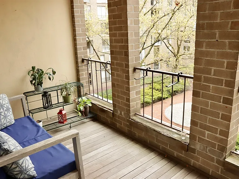 99 Pond Ave #514 — Photo 7