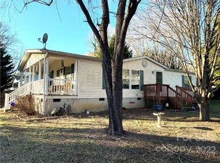 561 Bee Tree Rd, Swannanoa, NC 28778