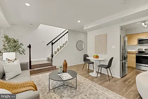 3804 Rodman St NW #302 — Photo 4