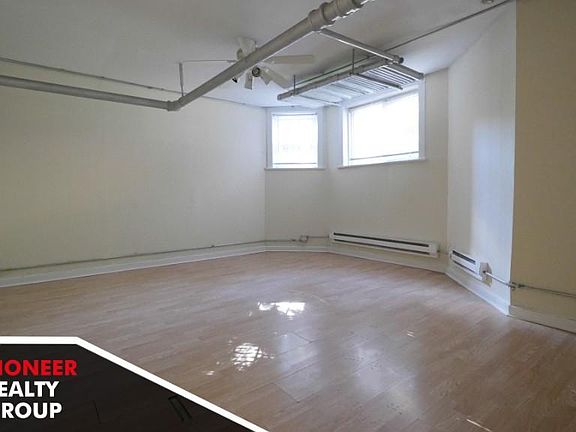 2nd image of 4421 N Wolcott Ave #4427GDN
