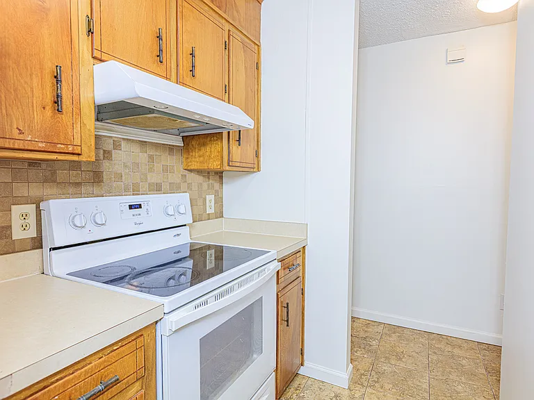 6242 Ridgegate Cir #A — Photo 15