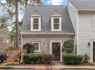 1912 Township Cir, Raleigh, NC 27609