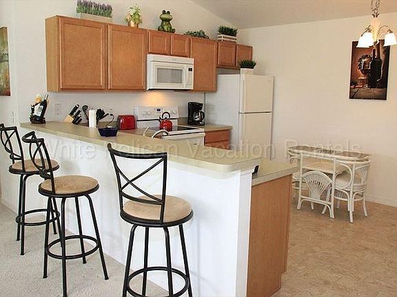 5th image of 2116 New Haven Ln