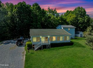 2794 Siam Rd, Elizabethton, TN 37643