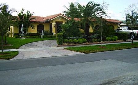 1st image of 7260 Loch Ness Dr