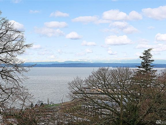 Gorgeous Elliott Bay , Olymoic and Alki vista