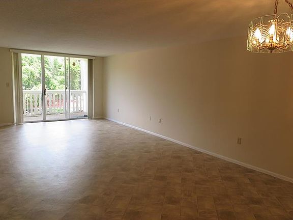 4th image of 2650 Pearce Dr Unit 310