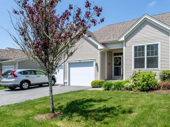 45 Grey Hawk Drive, Mashpee, MA 02649