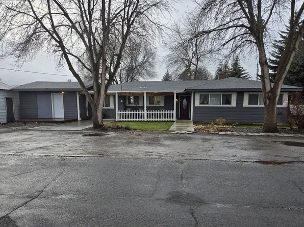 20 S 6th Ave, Elgin, OR 97827