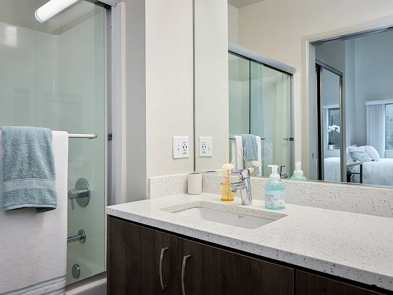 Orchard Crossing | Bathroom