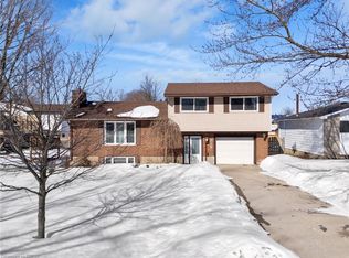 218 Arris Cres, West Perth, ON N0K 1N0