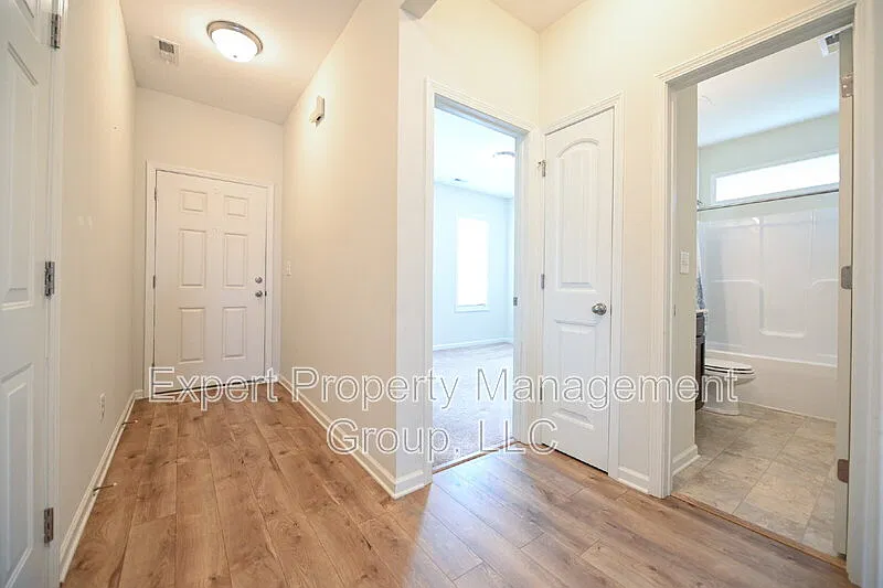 Parkview — Photo 4