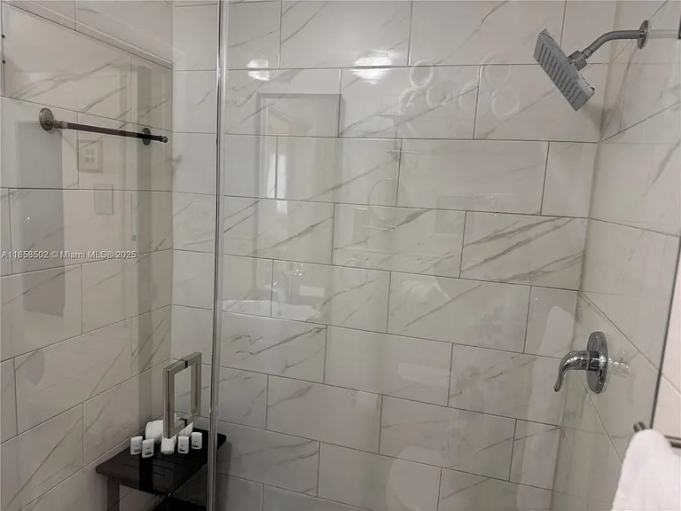 1301 Grouper Dr #A — Photo 8