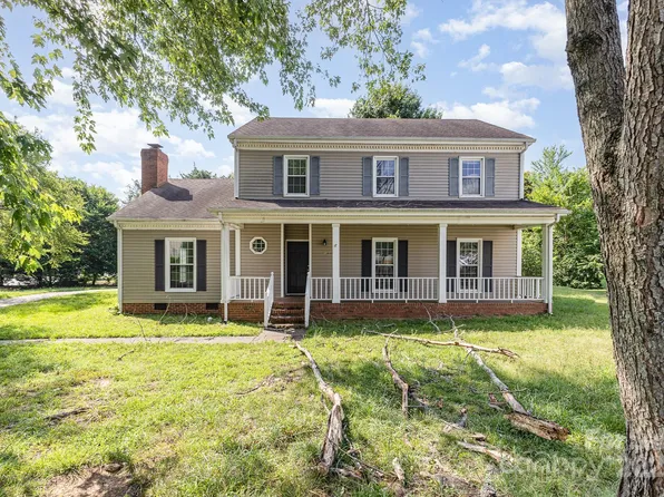 13446 Cassington Ct, Charlotte, NC 28273