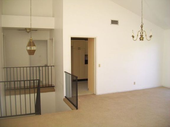 3rd image of 8629 Jayseel St