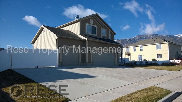 1st image of 97 W Key Largo Dr