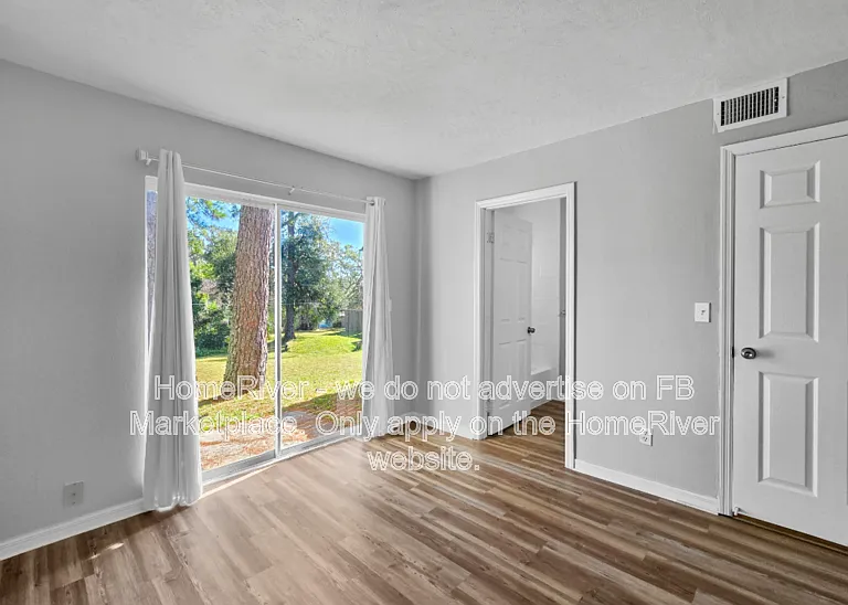 11559 SE 57th Ct — Photo 8