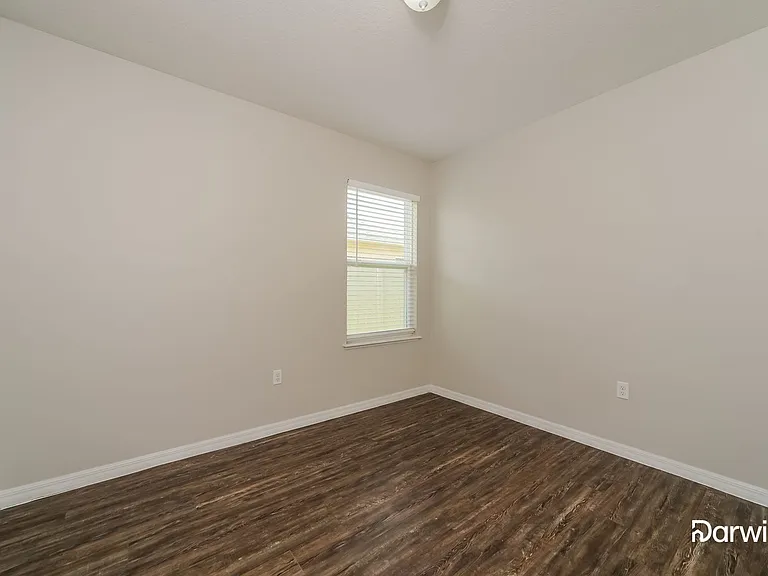 1580 Tamarind Rd — Photo 12