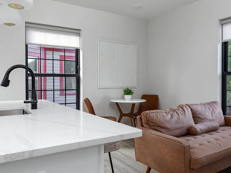134 South Avenue Apartments — Photo 5