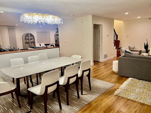 5th image of 452 Westminster Pl APT B