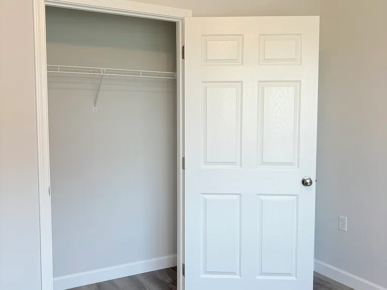 332 Hillview Mills Blvd — Photo 12