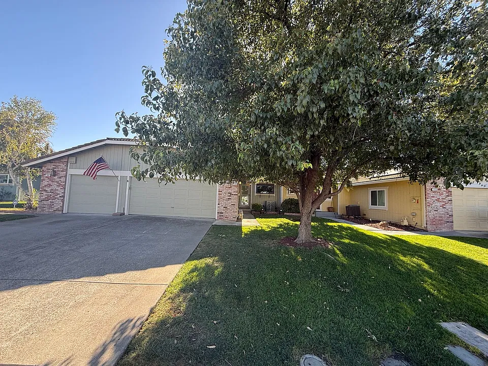 110 Bryce Way