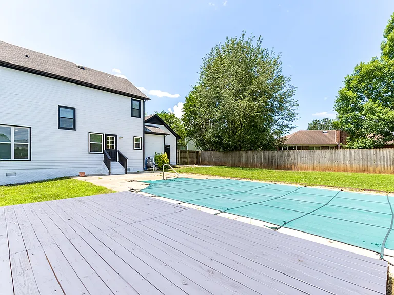 122 Sleepy Hollow Ct — Photo 23