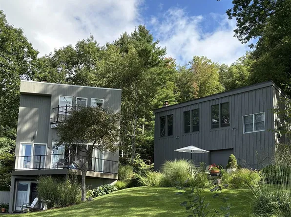 1958 Mt. Anthony Road, Pownal, VT 05260