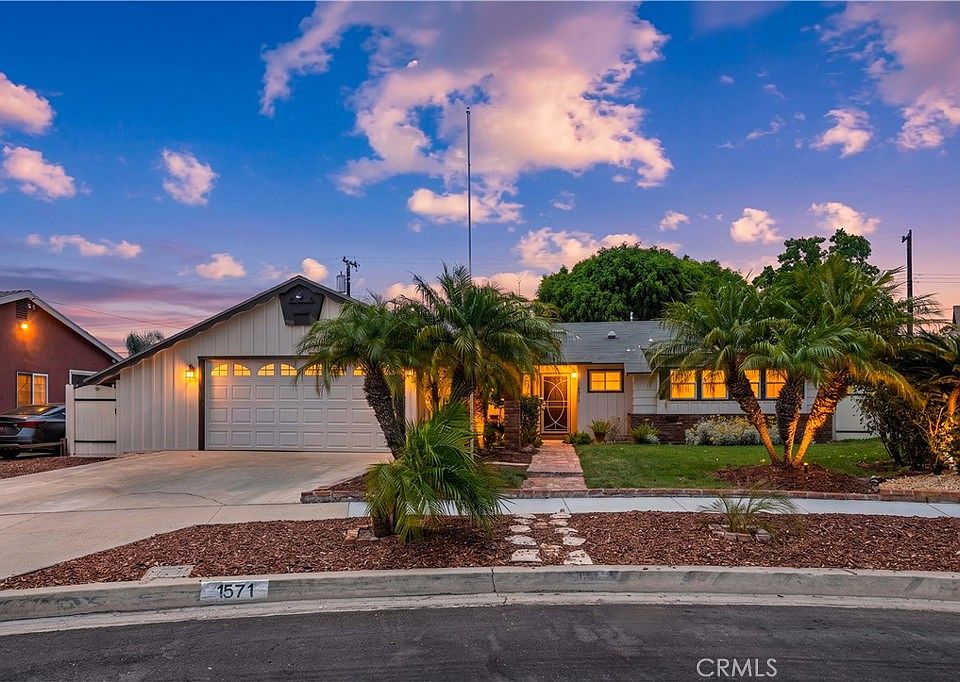 1st image of 1571 W Pacific Pl